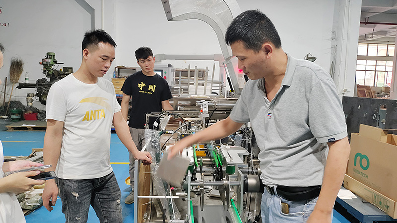 自動(dòng)裝盒機(jī)在使用過(guò)程振動(dòng)很大是什么原因？